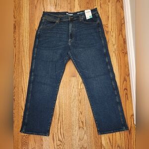 New, Wrangler Men's Jeans Relaxed Fit Size: 38X30